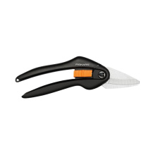 SECATEUR COUPE TOUT UNIVERSEL FISKARS